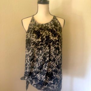 Violet + Claire Adorable Top Large